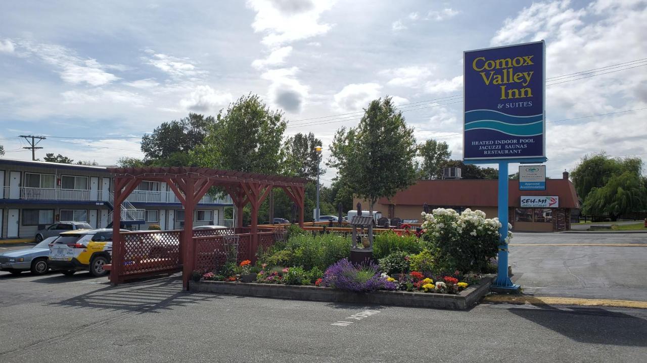 Comox Valley Inn & Suites Courtenay Exterior photo